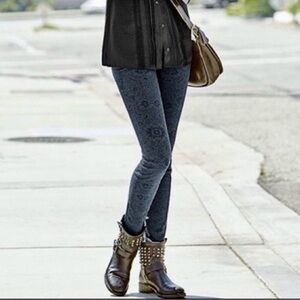 Cabi Skinny Stretch Lace Floral Print Jeans Style 3195